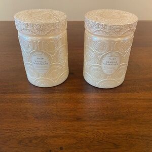 2 Leoben Vanilla Mahogany Candles